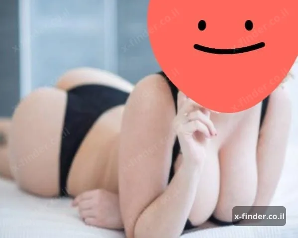 בחורה מעלפת — בת ים
